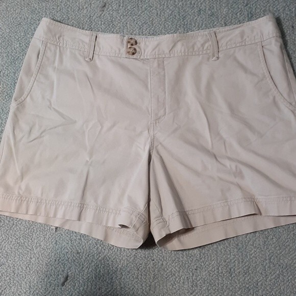 eddie bauer Chino shorts cotton spandex twill 18 xl nwot summer white beige - Picture 1 of 5